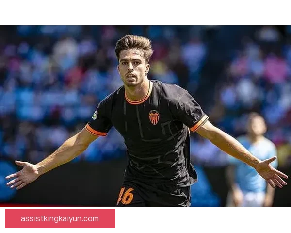 里昂锋线表现稳健，近期状态回暖值得关注